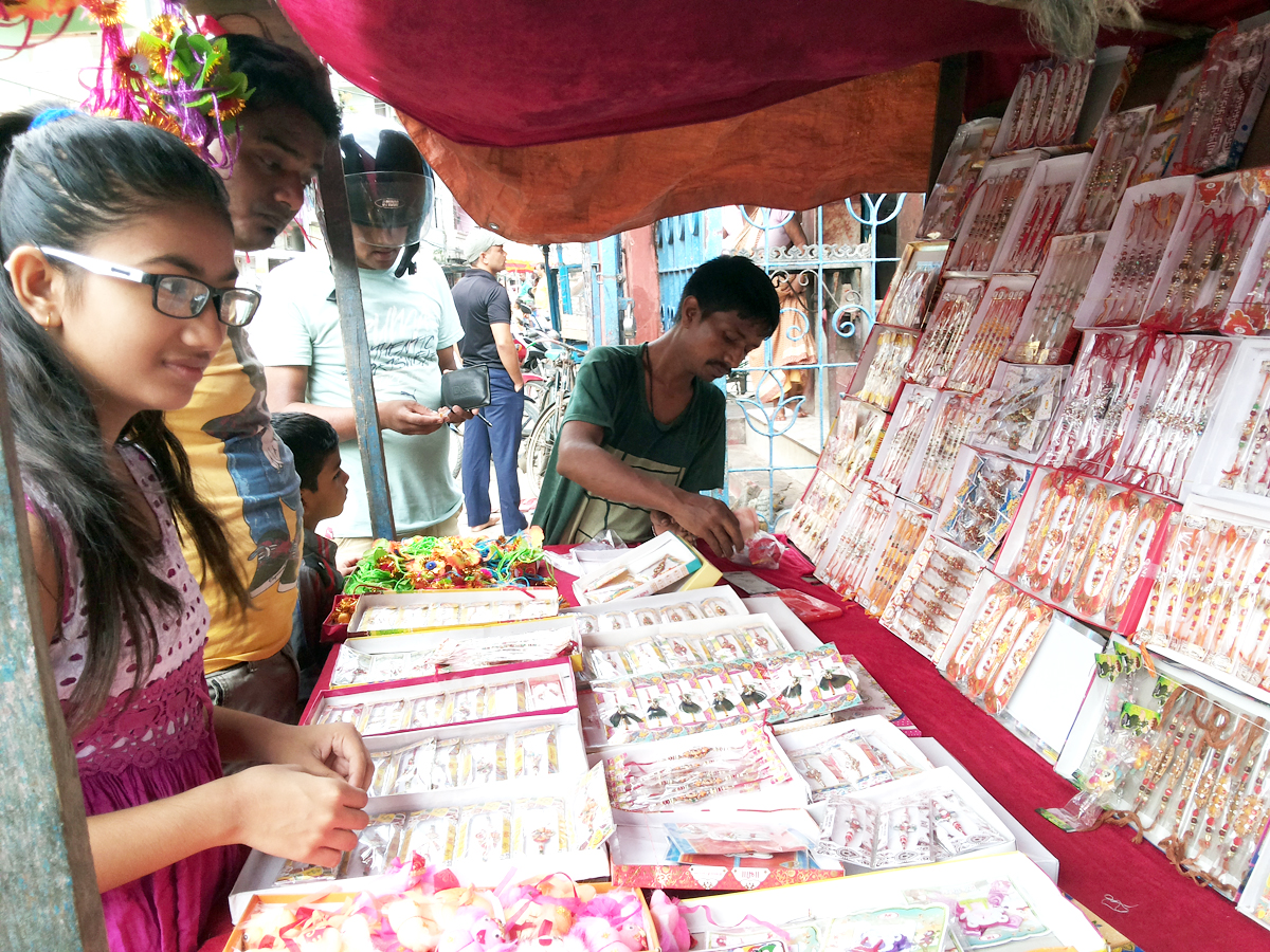Read more about the article Shopping for Rakshabandhan