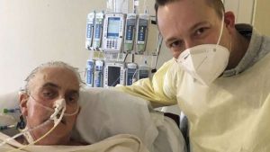 Read more about the article अमेरिकामा २ महिनाअघि सुँगुरको मुटु लागेका व्यक्तिको मृत्यु भएको छ