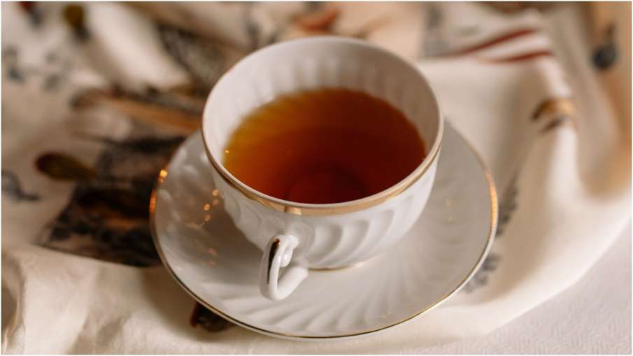 You are currently viewing खाली पेटमा बेसारको चिया पिउनुहोस्, पेटको बोसो हट्छ