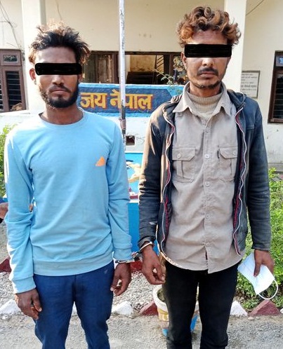 You are currently viewing मदिरा सेवन गराई लुटपाट गर्ने दुईजना प्रहरीको नियन्त्रणमा