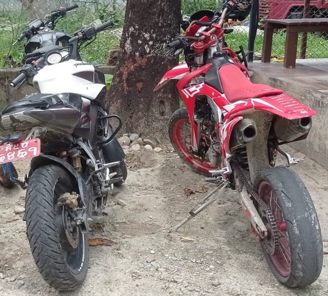 You are currently viewing NS तथा CROOS FIRE जस्ता मोटरसाईकलहरु चोरी गर्ने ७ जना पक्राउ