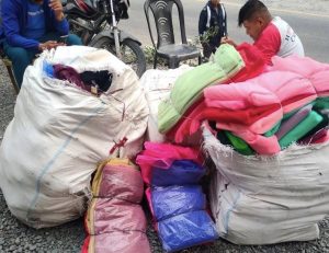 Read more about the article लेहङ्गा लगायतका कपडाहरु प्रहरीको नियन्त्रणमा