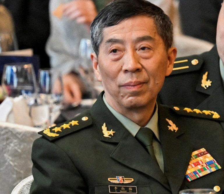 You are currently viewing भ्रष्टाचारको आरोपमा चीनका पूर्व रक्षामन्त्री पार्टीबाट निष्कासित