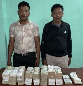 Read more about the article श्रोत नखुलेको ७२ लाख सहित २ जना पक्राउ